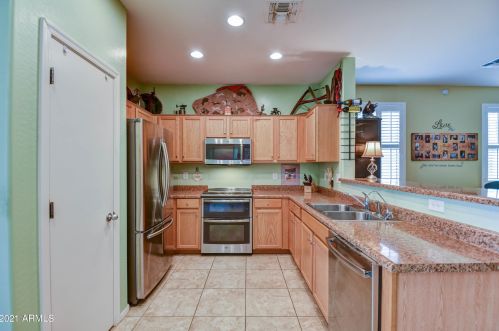 1761 Half Moon Cir, Queen Creek, AZ 85142-4457