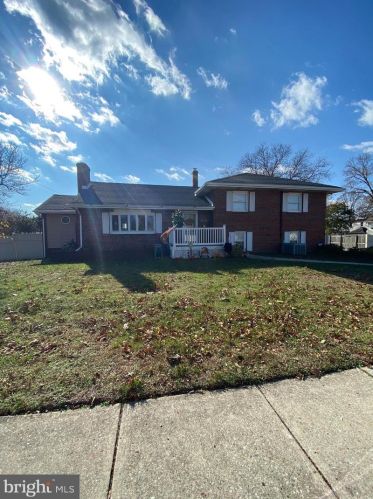 1100 Hessian Ave, West Deptford, NJ 08093-1929