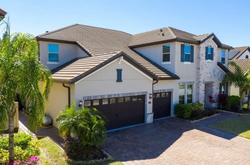 8035 Chilton Dr, Orlando, FL 32836