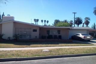 604 Orchard Dr, Redlands CA  92374-6243 exterior