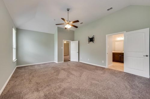 3605 Helm Ln, Denton TX  76210-8482 exterior