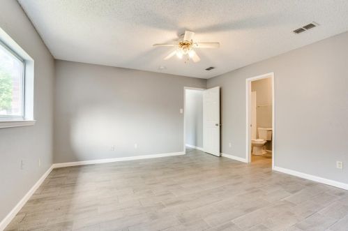 1220 Carberry St, Cedar Hill TX 75104 exterior