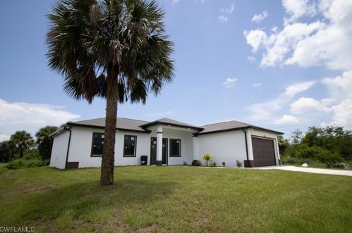 840 Frederick Reid St, Lehigh Acres, FL 33974-9767