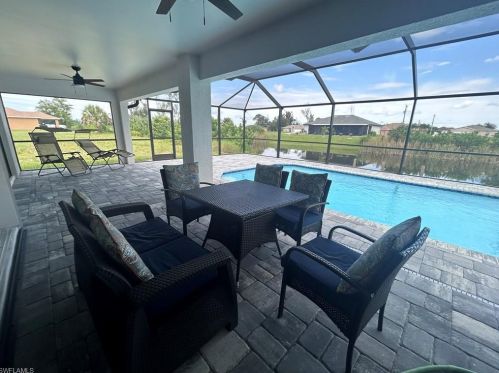 2227 2 Ter, Cape Coral FL  33990-1024 exterior