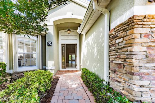 3102 Galindo Cir, Melbourne, FL 32940-5916