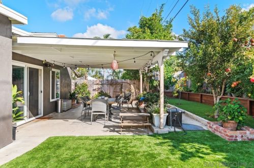 5131 Rebel Rd, San Diego CA  92117-1222 exterior