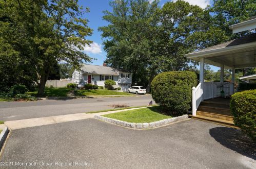 22 Wardell Pl, Tinton Falls NJ  07712-4856 exterior