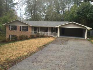 1653 Lamancha Dr, Lawrenceville, GA 30044-3843