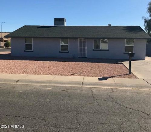 7221 Crittenden Ln, Phoenix, AZ 85033-4312