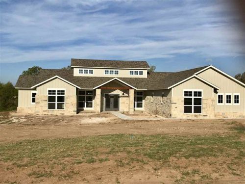 3 Quanah Mountain Rd, Lawton, OK 73507-8944