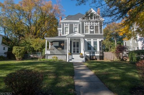 351 Arlington Ave, East Orange, NJ 07017-3921