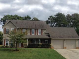 401 Tar Heel Ln, Kernersville NC  27284-2063 exterior