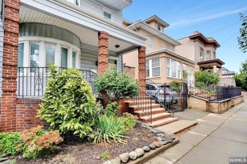 119 Hauxhurst Ave, Union City NJ  07086-6838 exterior