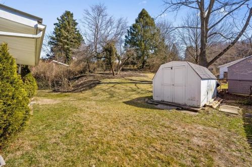 213 Hankey Farms Dr, Noblestown PA 15071-9301 exterior