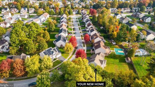 515 Florence Fields Ln, New Castle DE  19720-8752 exterior