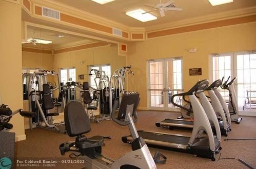 826 147th Ave, Hollywood FL  33027-6127 exterior