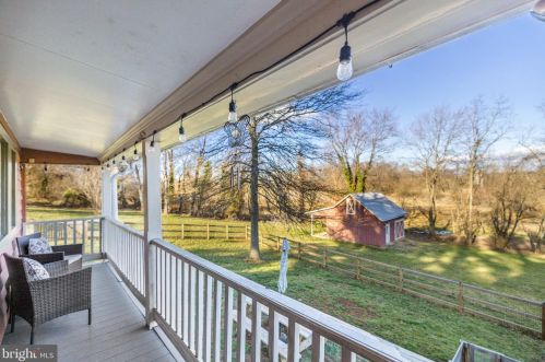 39580 Lovettsville Rd, Lovettsville VA  20180-2008 exterior