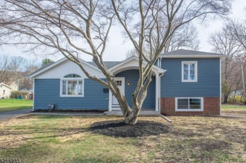 18 Clover Pl, Dover, NJ 07803-3104