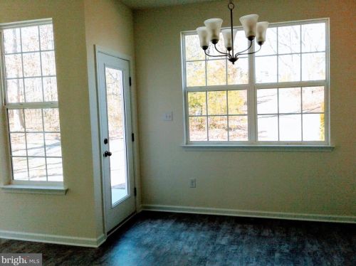76 Tansboro Rd, Berlin Boro NJ  08009-1947 exterior
