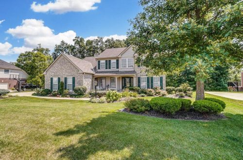 363 Forest Edge Dr, South Lebanon, OH 45065-8737