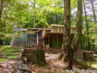 456 Woodland Valley Rd, Phoenicia, NY 12464-5325