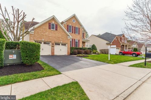 15209 Fog Mountain Cir, Haymarket, VA 20169-8133