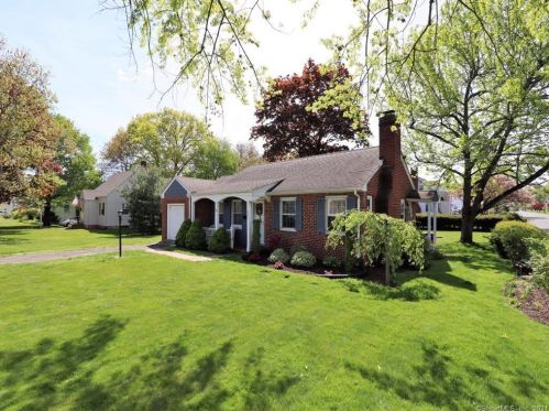 531 Nott St, Hartford, CT 06109-1505