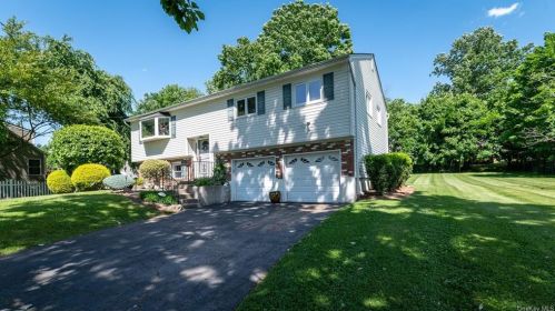 103 Kings Hwy, Congers, NY 10920-2252
