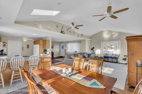 520 New York Ave, Bricktown NJ 08724-1416 exterior