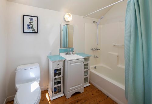 2215 Edgewater Way, Santa Barbara CA 93109-1923 exterior