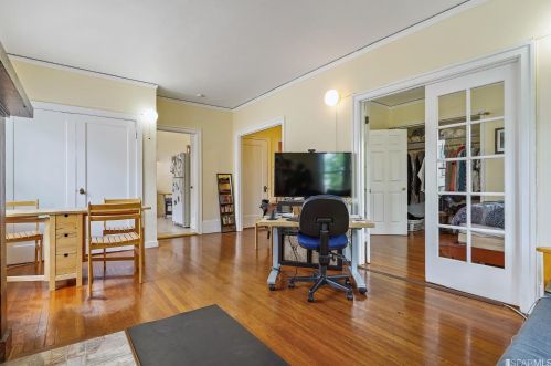 488 41 St, Oakland CA 94609-2466 exterior