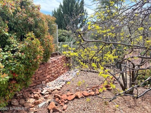 460 Concho Dr, Sedona AZ 86351-7955 exterior