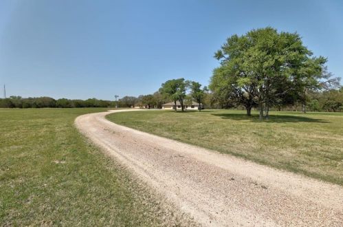 207 Rancho Bueno Dr, Georgetown TX  78628-9521 exterior