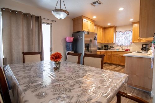 512 Mount Everest Ct, Modesto CA  95358-6316 exterior