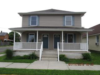 4301 Arctic Ave, Wildwood Crest, NJ 08260-1805