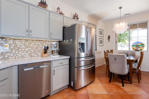 9448 Twinkling Shadows Way, Tucson, AZ 85743-5440