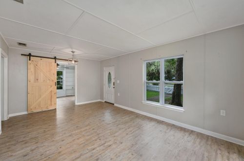 266 Pitts Bayshore Dr, Freeport, FL 32439-5033
