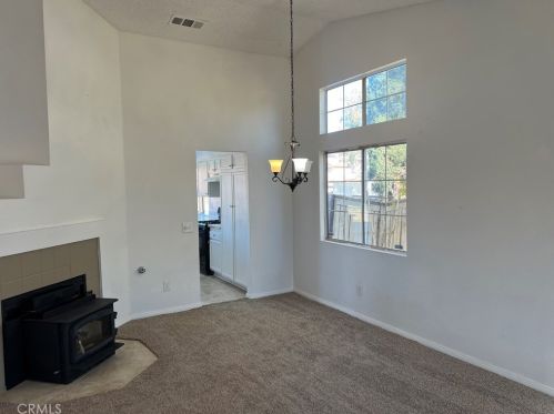 14260 Hillsborough Dr, Victorville, CA 92392-5432