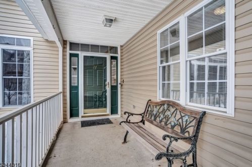 11 Chamberlin Way, Martinsville, NJ 08836-2260