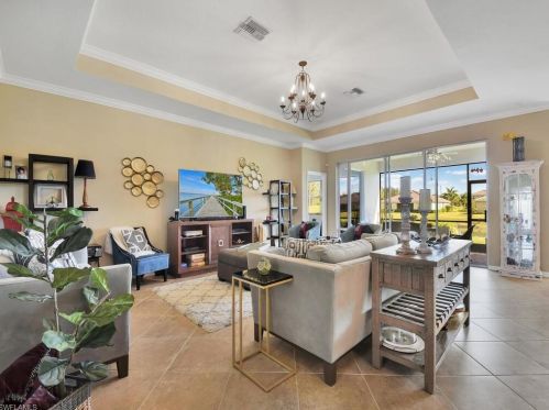 2078 Satsuma Ln, Naples, FL 34120-4556