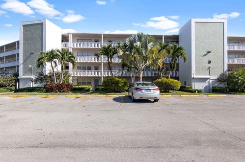227 Southampton B, West Palm Beach, FL 33417-2345