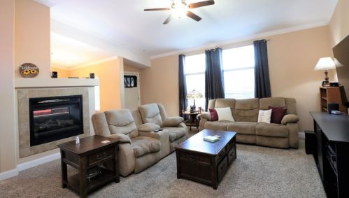 415 Chateau La Salle Dr, San Jose, CA 95111-3034