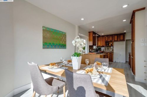 5109 Fairfax Ave, Oakland CA 94601-5410 exterior