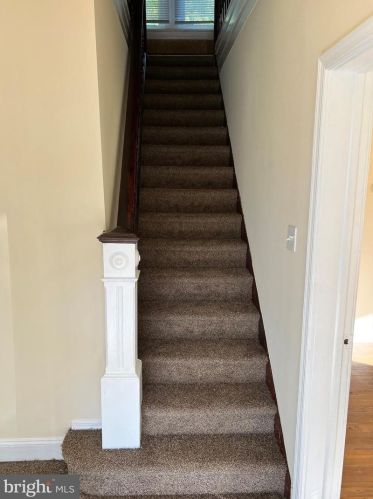 215 Central Ave, Cheltenham PA  19012-2219 exterior