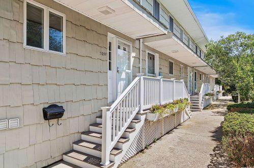 3038 Mitchell Rd, West Hampton Beach, NY