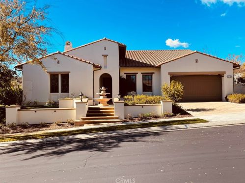 3915 Prado De Las Frutas, Calabasas CA  91302-3639 exterior