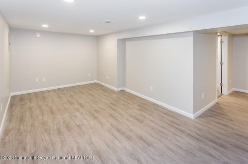 1030 Tammy Ct, Bricktown NJ 08724-7180 exterior