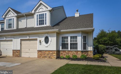 34 Titus Ct, Southampton, PA 18954-1867
