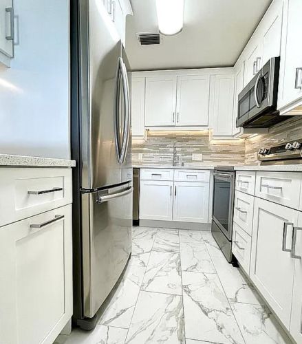 169 Berkshire H, West Palm Beach, FL 33417-2156