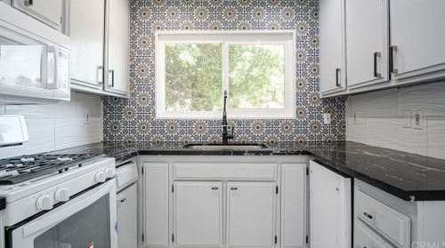 817 Rachel Ct, Redlands CA  92373-4563 exterior